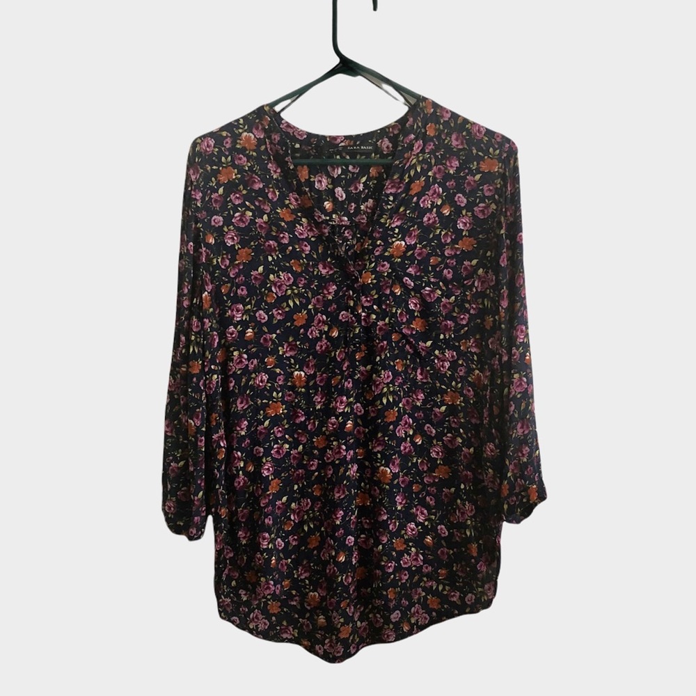 Zara Basic Floral Blouse Size Large - image 1